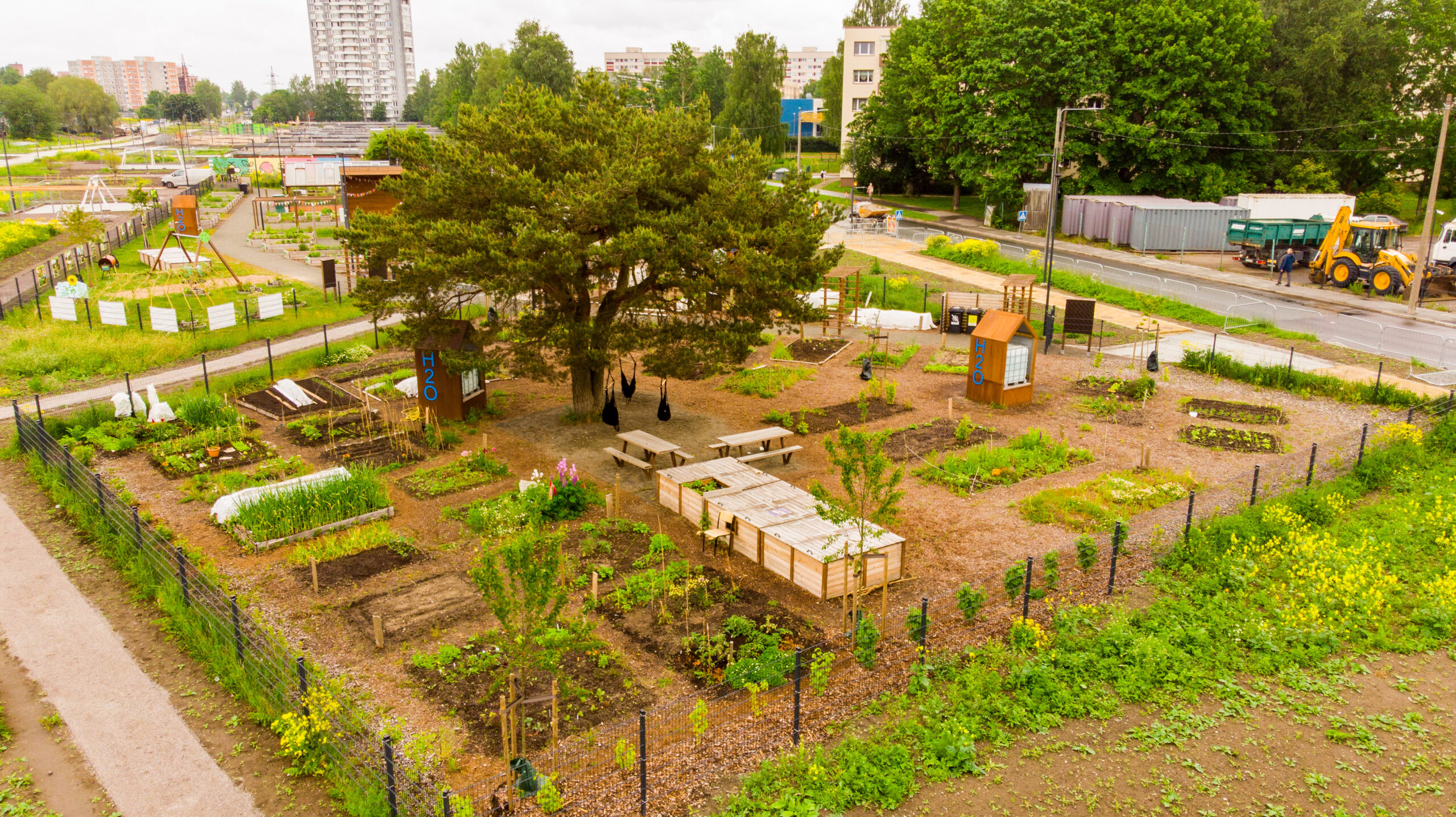 tallinn gardens 6